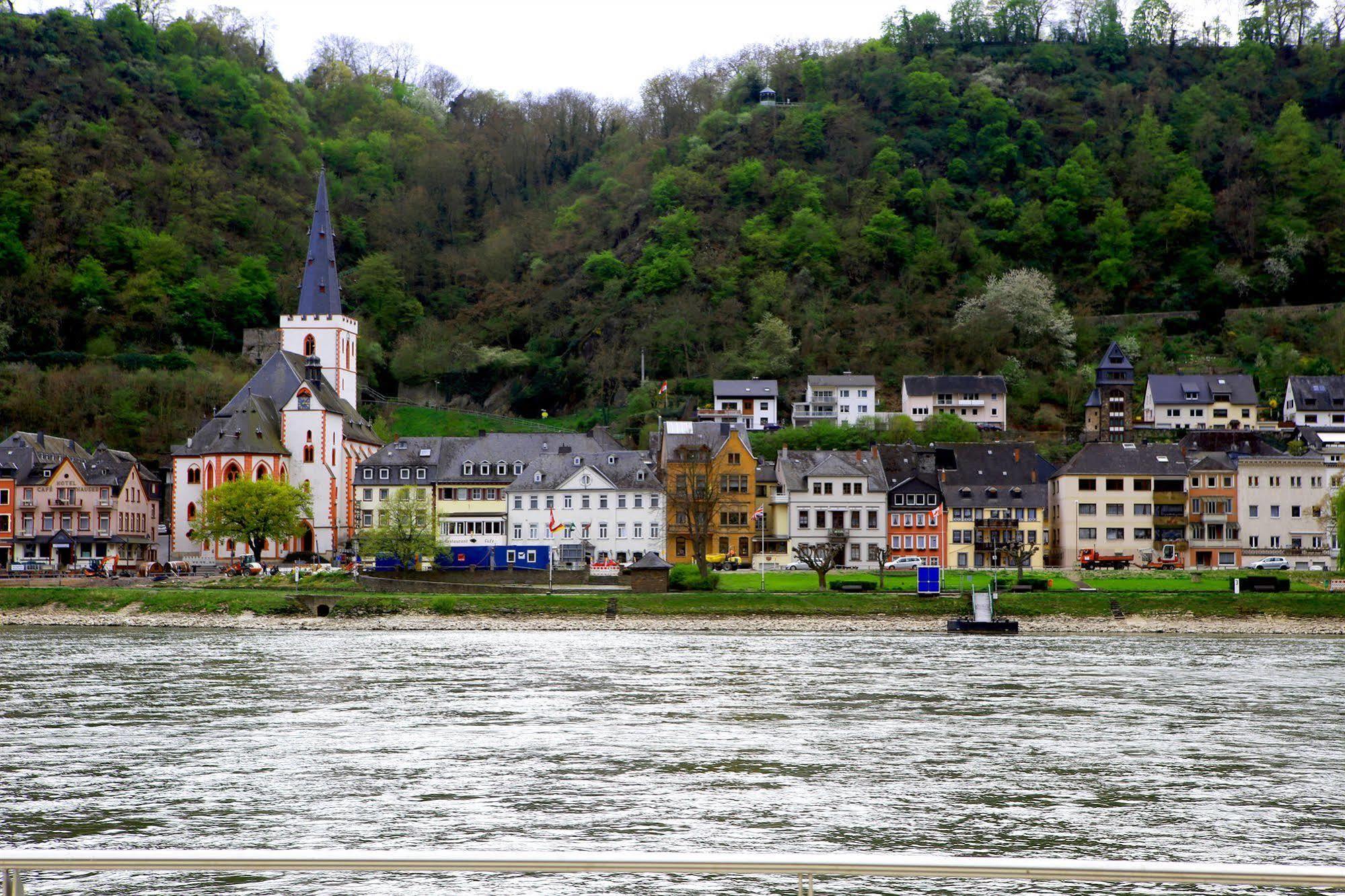 Pohl'S Rheinhotel Adler Sankt Goarshausen Exterior photo